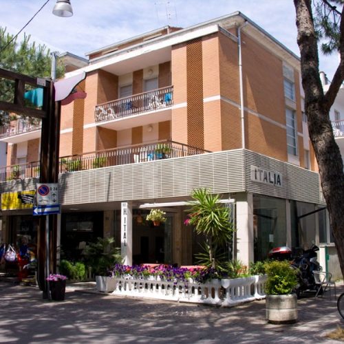 HOTEL-ITALIA (1)